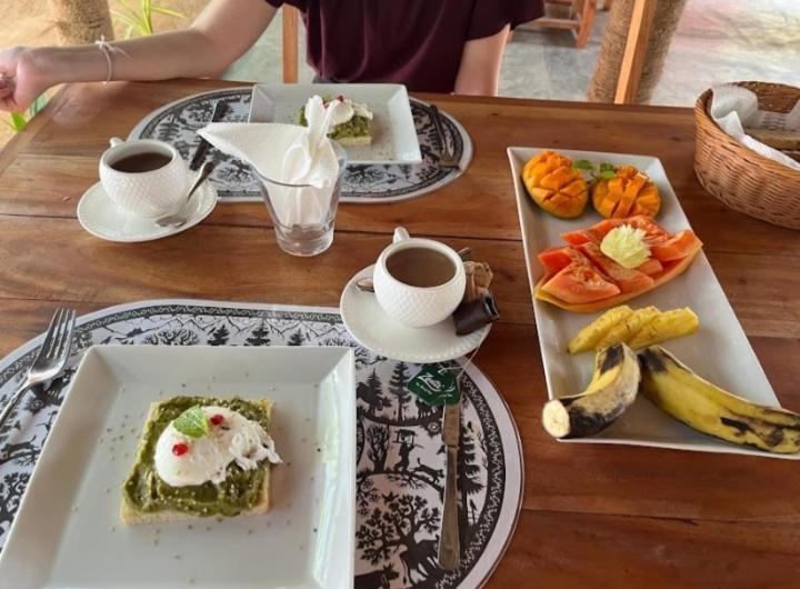 Swiss Kiss Beach Resort Uppuveli ภายนอก รูปภาพ